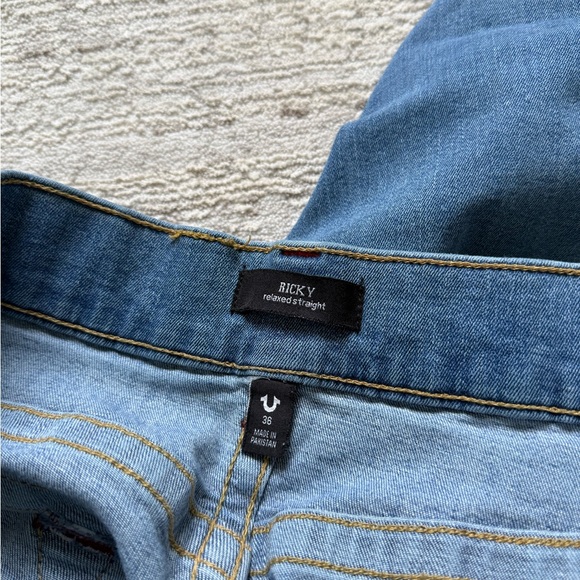 True Religion Men’s Ricky Straight Red Stitch Jeans (Size 36) - Picture 3 of 6